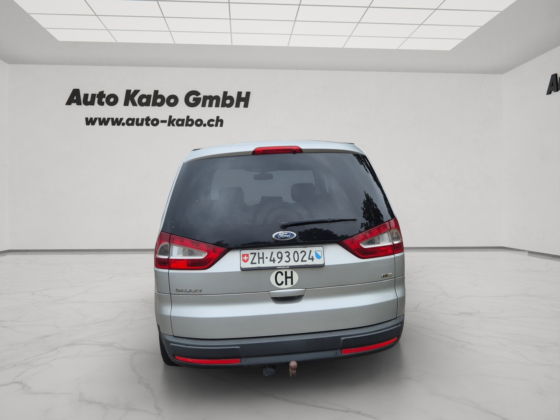 FORD Galaxy 2.0 TDCi Ghia Automatic-image-8