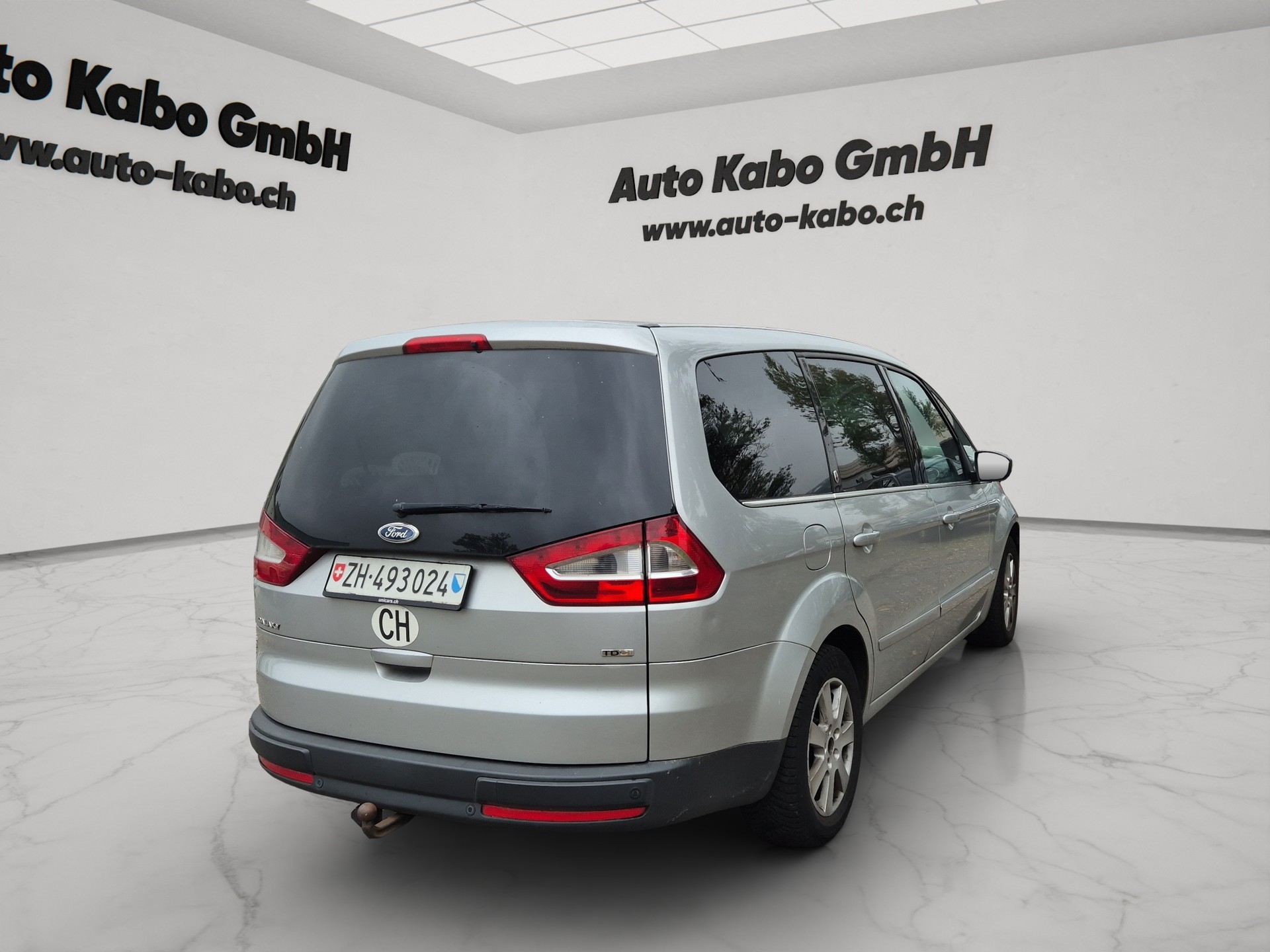 FORD Galaxy 2.0 TDCi Ghia Automatic-image-4