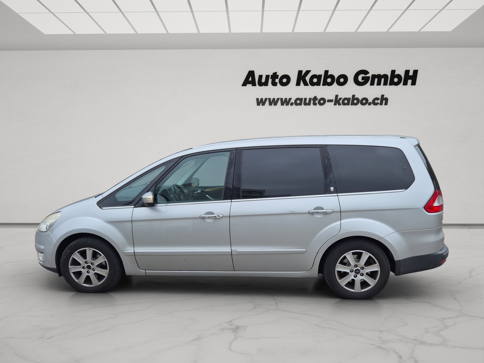 FORD Galaxy 2.0 TDCi Ghia Automatic-image-7