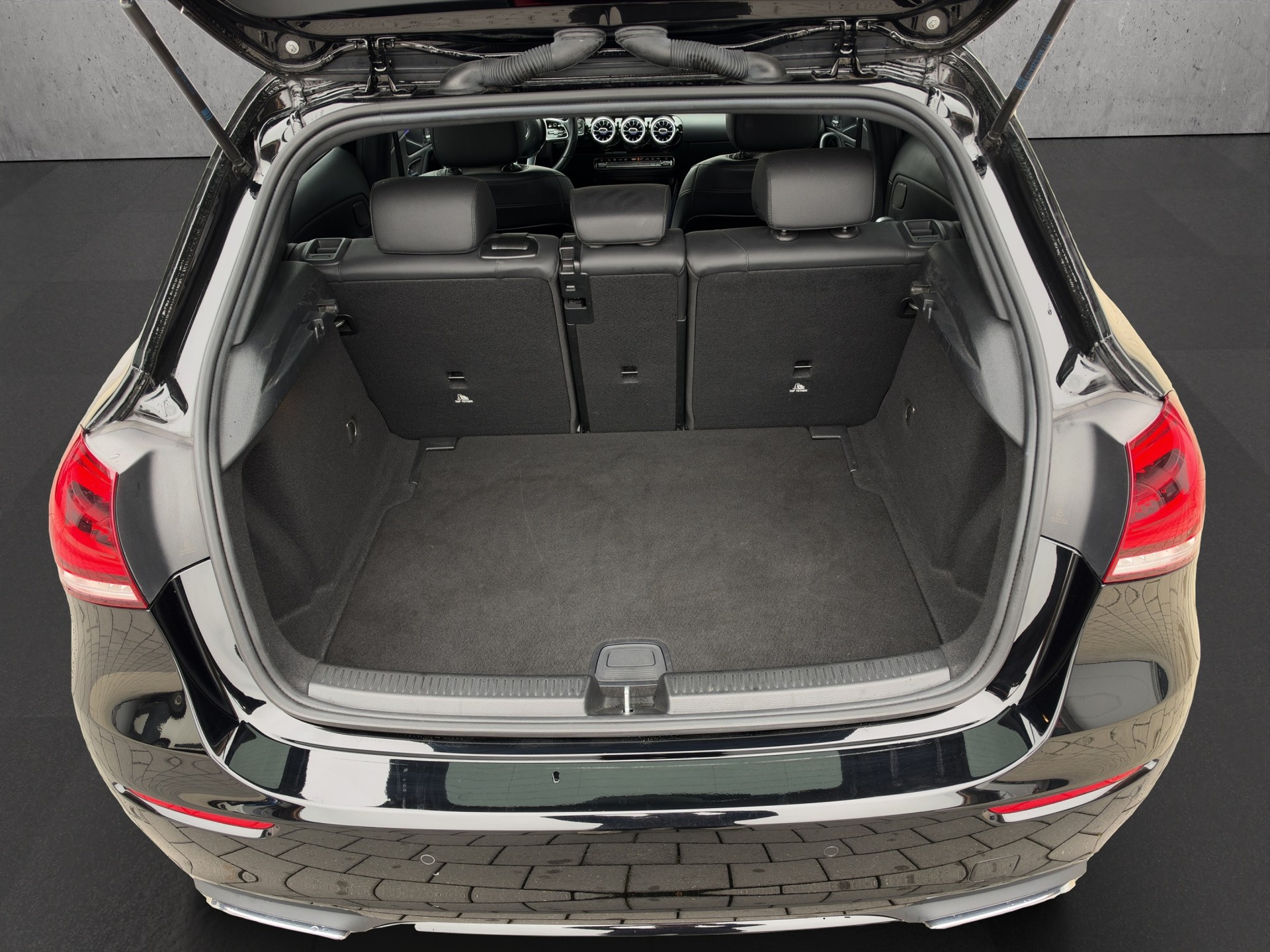 MERCEDES-BENZ A 180 Progressive-image-15