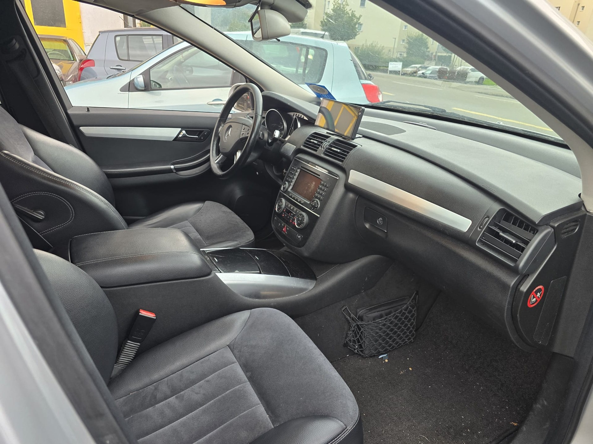MERCEDES-BENZ R 350 L 4Matic 7G-Tronic-image-4