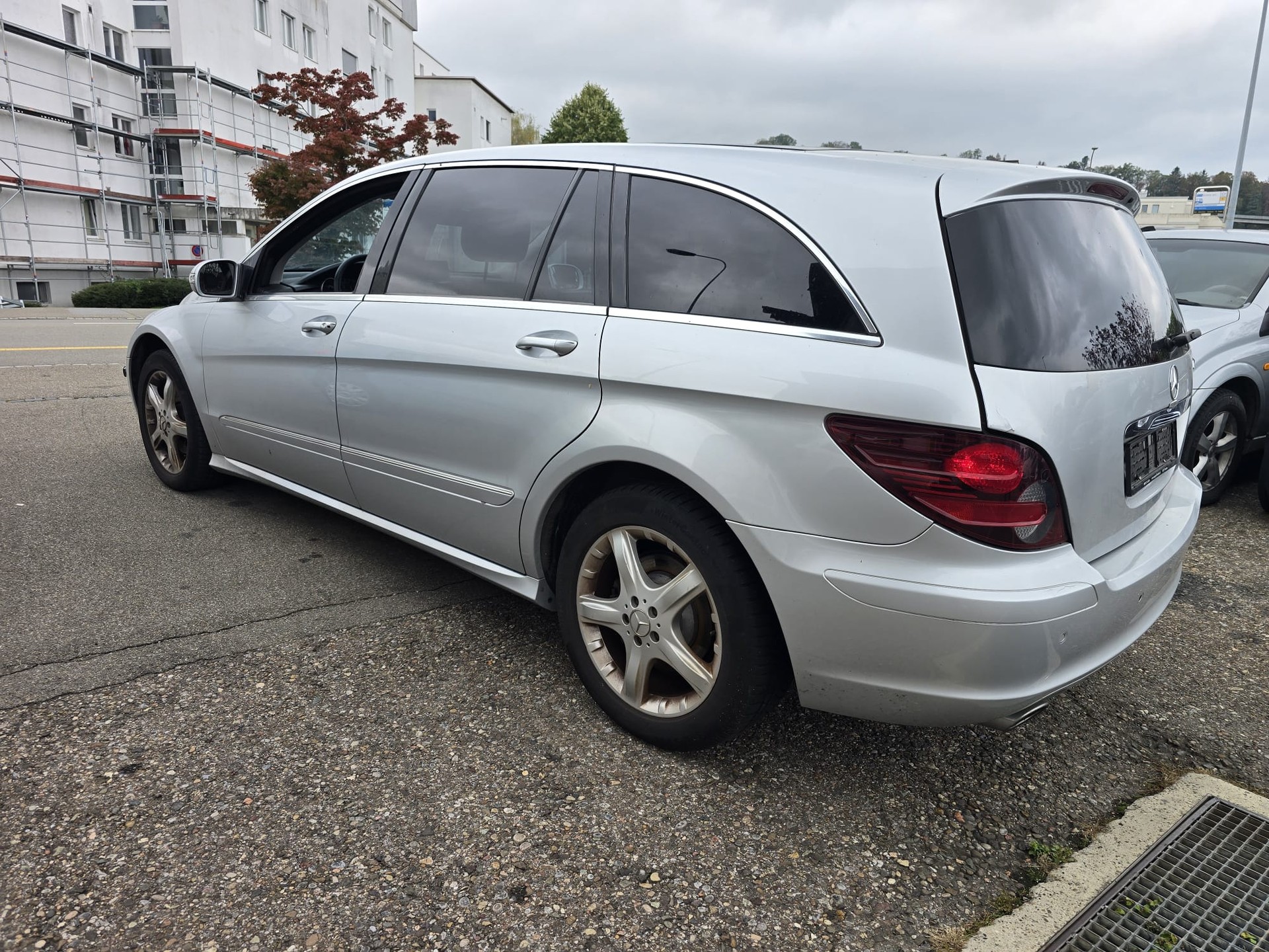 MERCEDES-BENZ R 350 L 4Matic 7G-Tronic-image-2