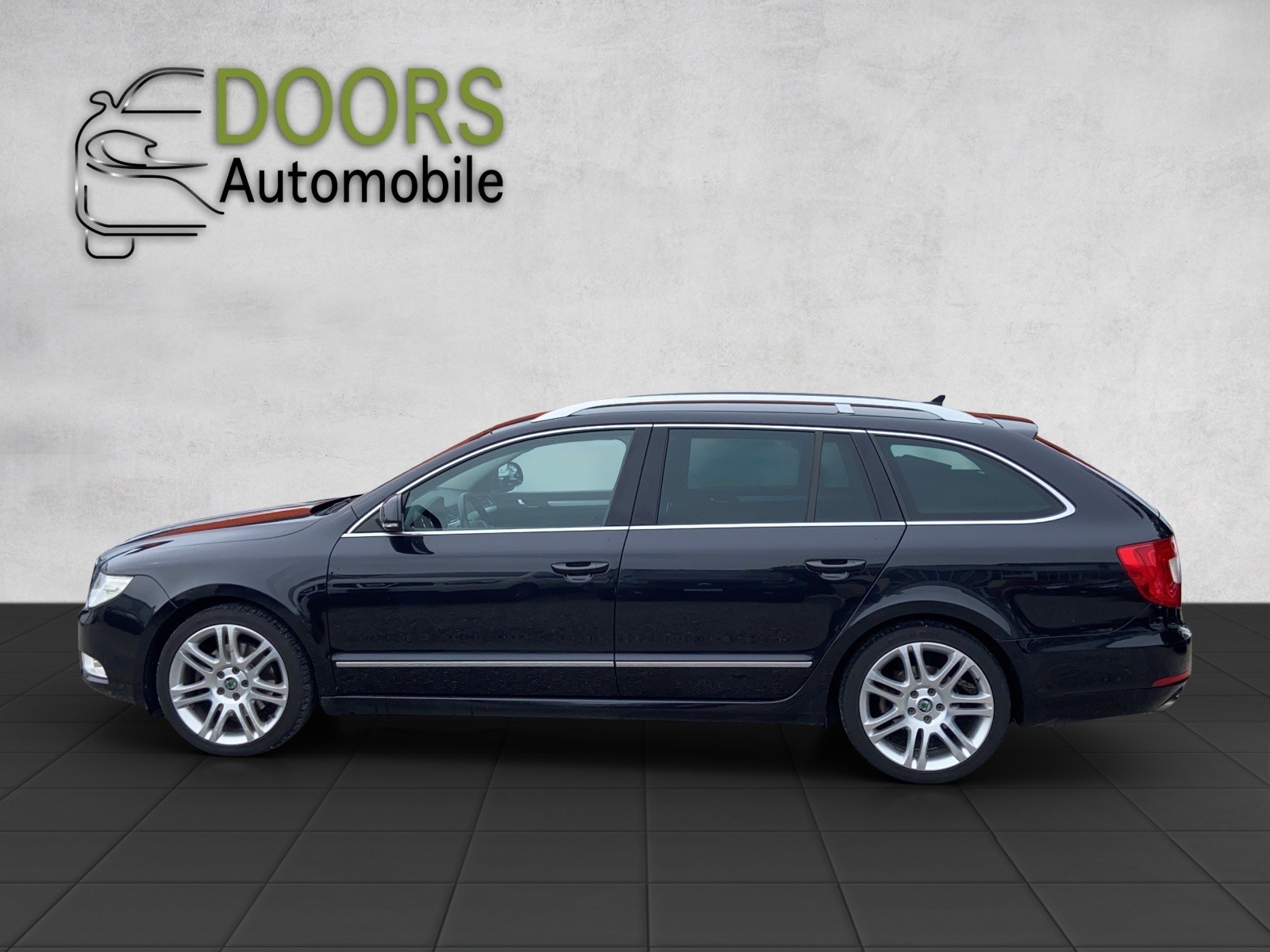 SKODA Superb Combi 1.8 TSI Elegance-image-6