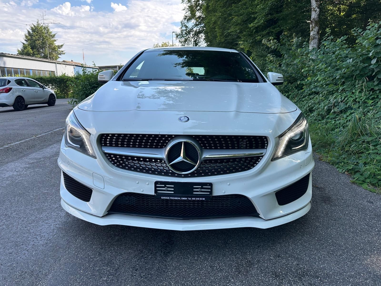 MERCEDES-BENZ CLA Shooting Brake 180 AMG Line 7G-DCT-image-4