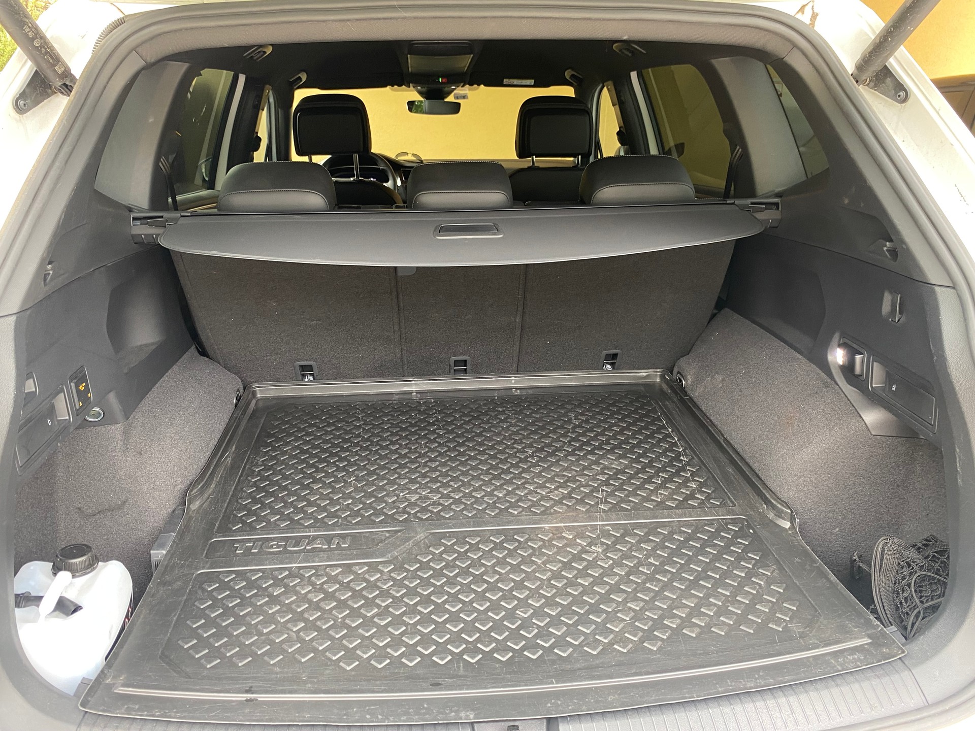 VW Tiguan Allspace 2.0TSI R-Line 4Motion DSG-image-5