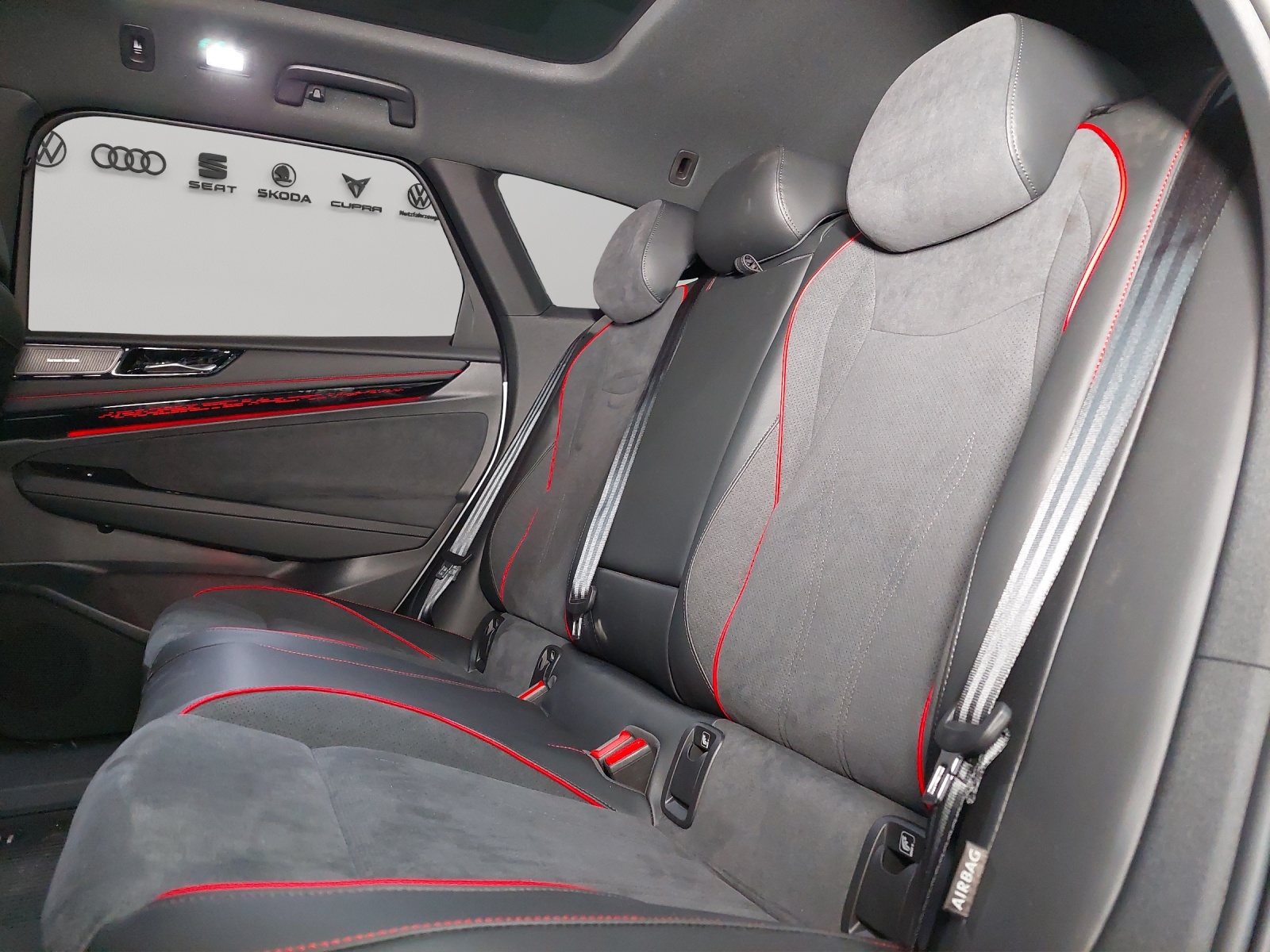 VW ID.7 Tourer GTX 86 kWh GTX United 4 Motion-image-8