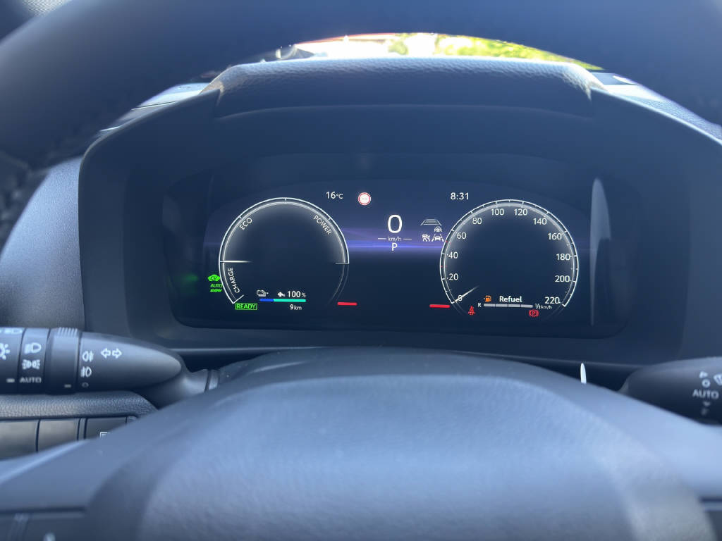 TOYOTA C-HR 2.0 PHEV Swiss Edition-image-6