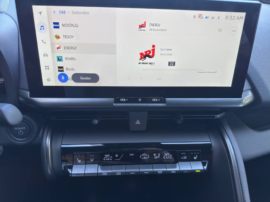 TOYOTA C-HR 2.0 PHEV Swiss Edition-image-8