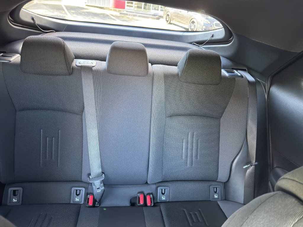 TOYOTA C-HR 2.0 PHEV Swiss Edition-image-14