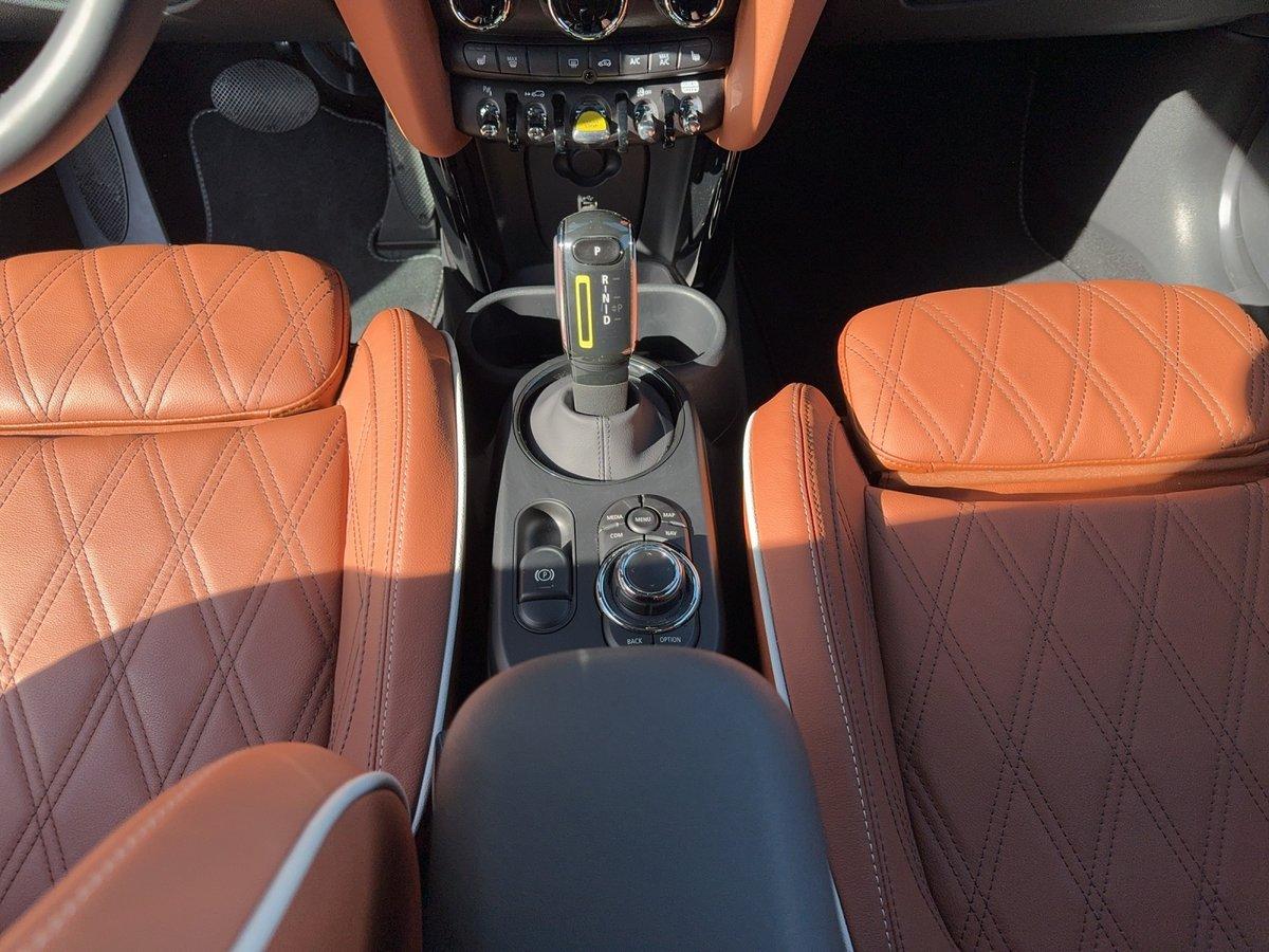 MINI F56 Cooper SE-image-11