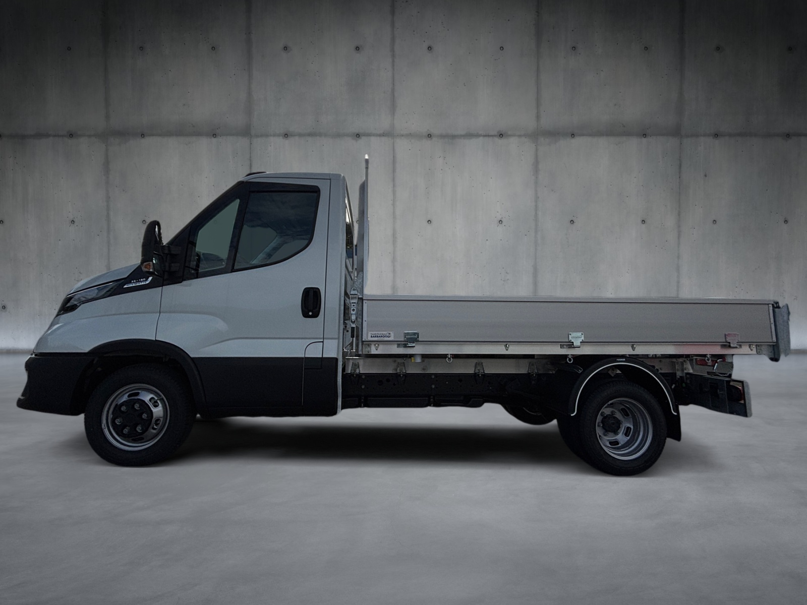 IVECO 35C16A8-showroom-element-1