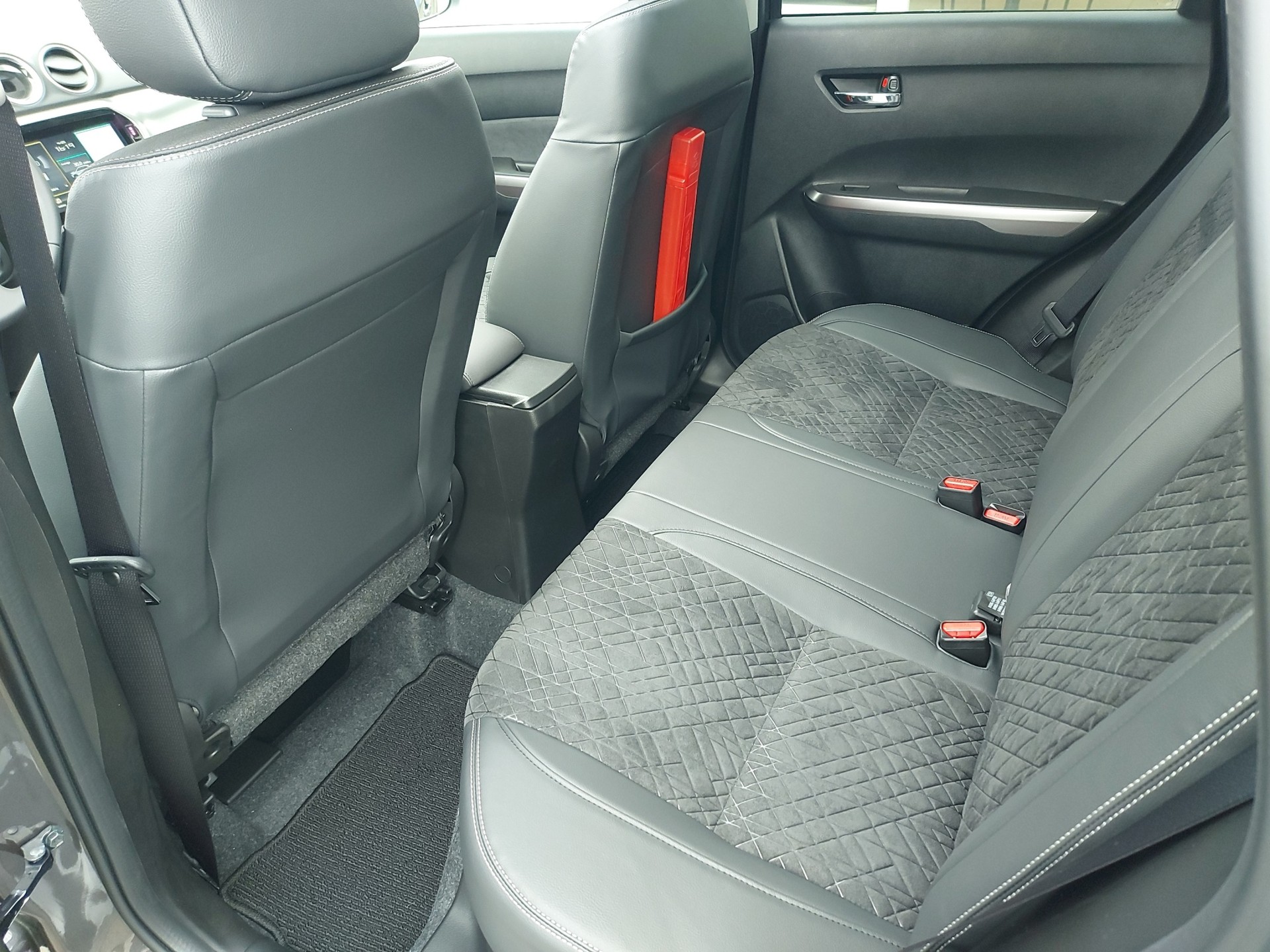 SUZUKI Vitara 1.4 T Compact Top Hybrid 4x4-image-7