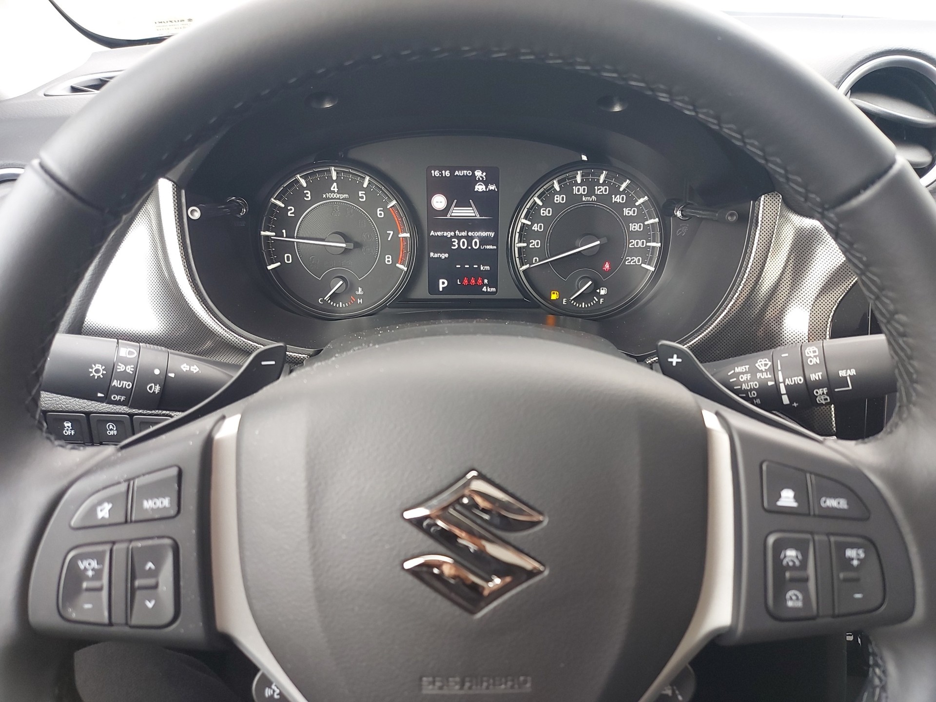 SUZUKI Vitara 1.4 T Compact Top Hybrid 4x4-image-5