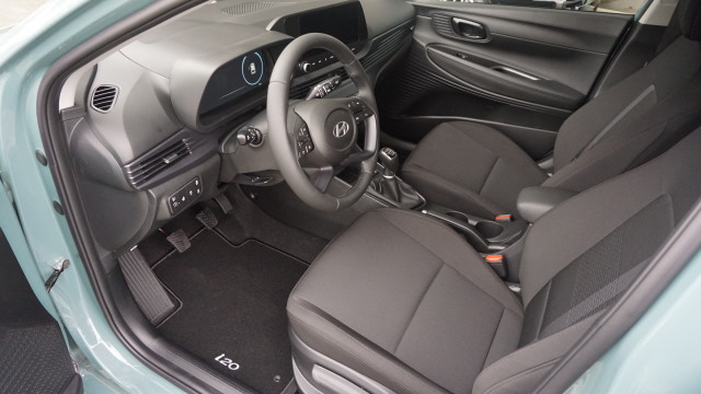 HYUNDAI i20 1.0 T-GDi Amplia-image-9