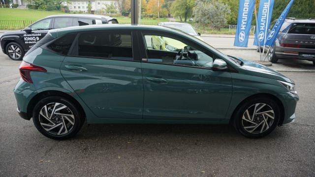HYUNDAI i20 1.0 T-GDi Amplia-image-3