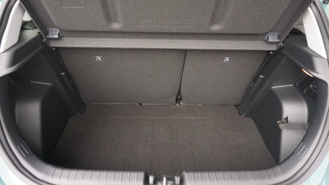HYUNDAI i20 1.0 T-GDi Amplia-image-7