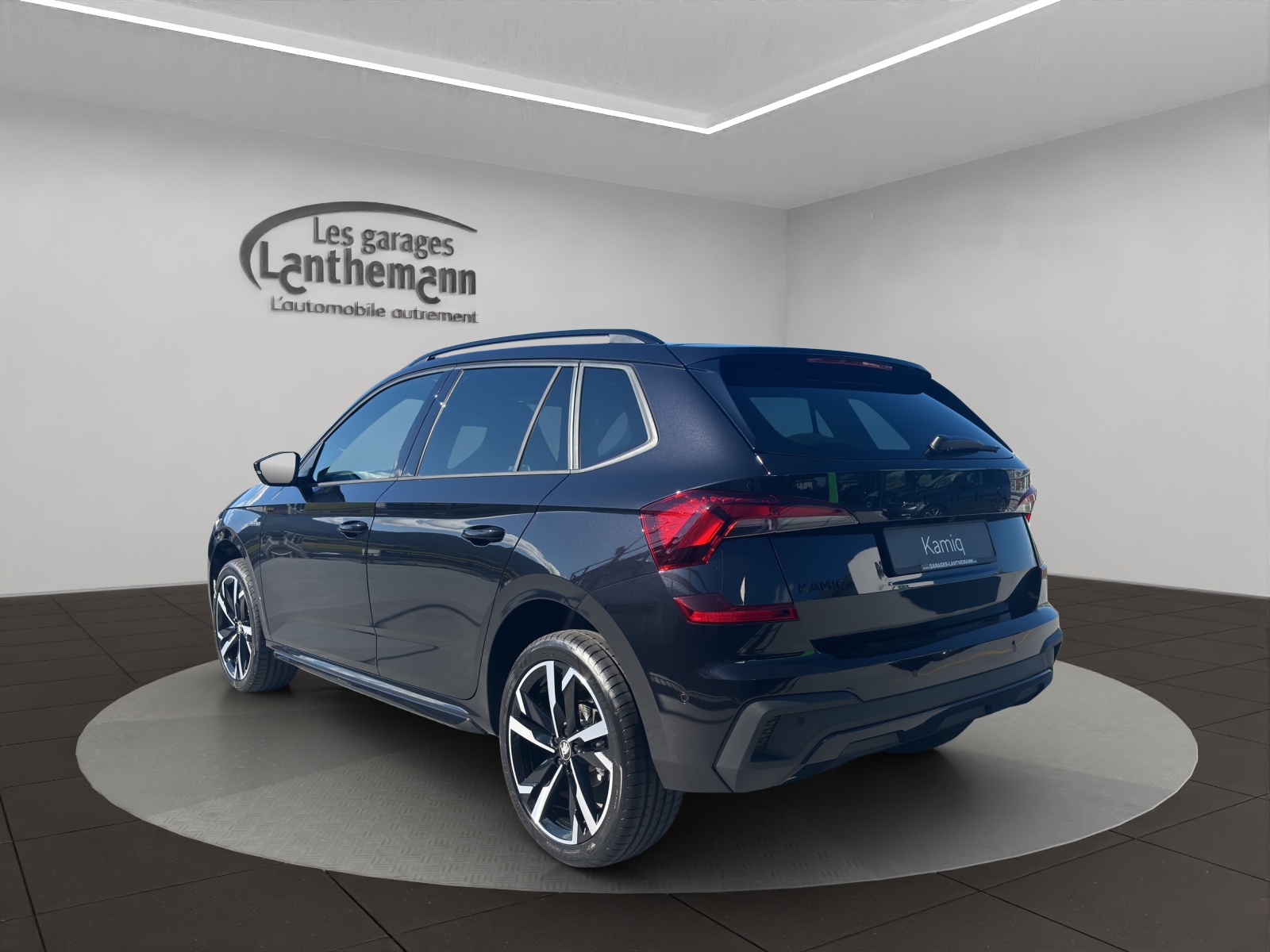SKODA Kamiq 1.5 TSI Monte Carlo DSG-image-2