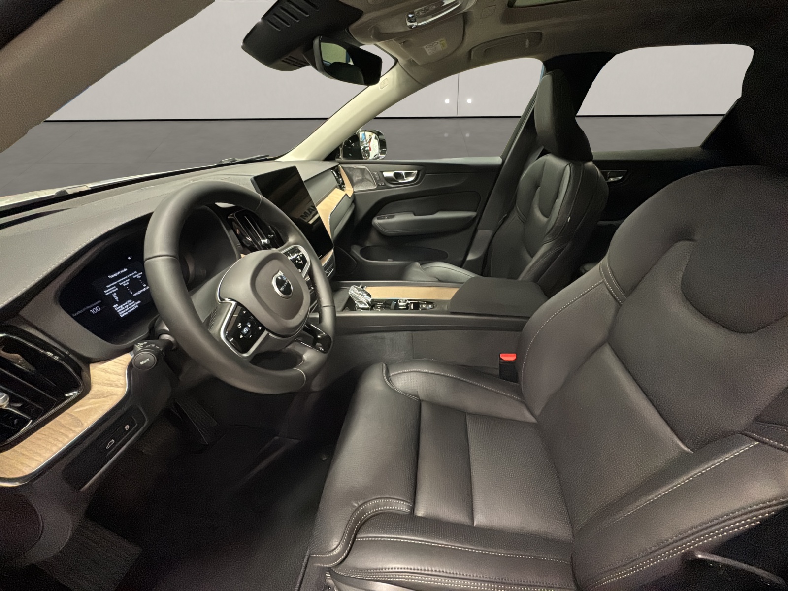 VOLVO XC60 2.0 T8 TE Ultra Dark eAWD-image-9