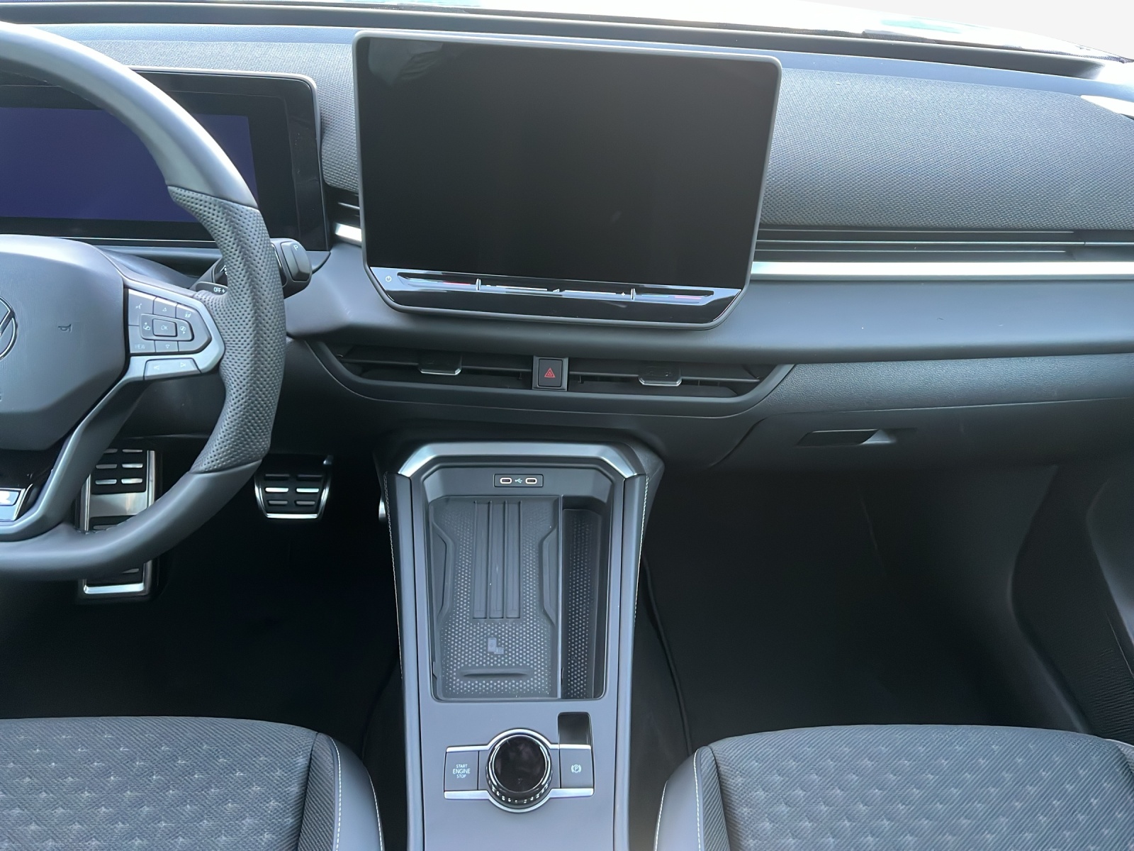 VW T-Roc 1.5 eTSI mHEV R-Line DSG-image-10