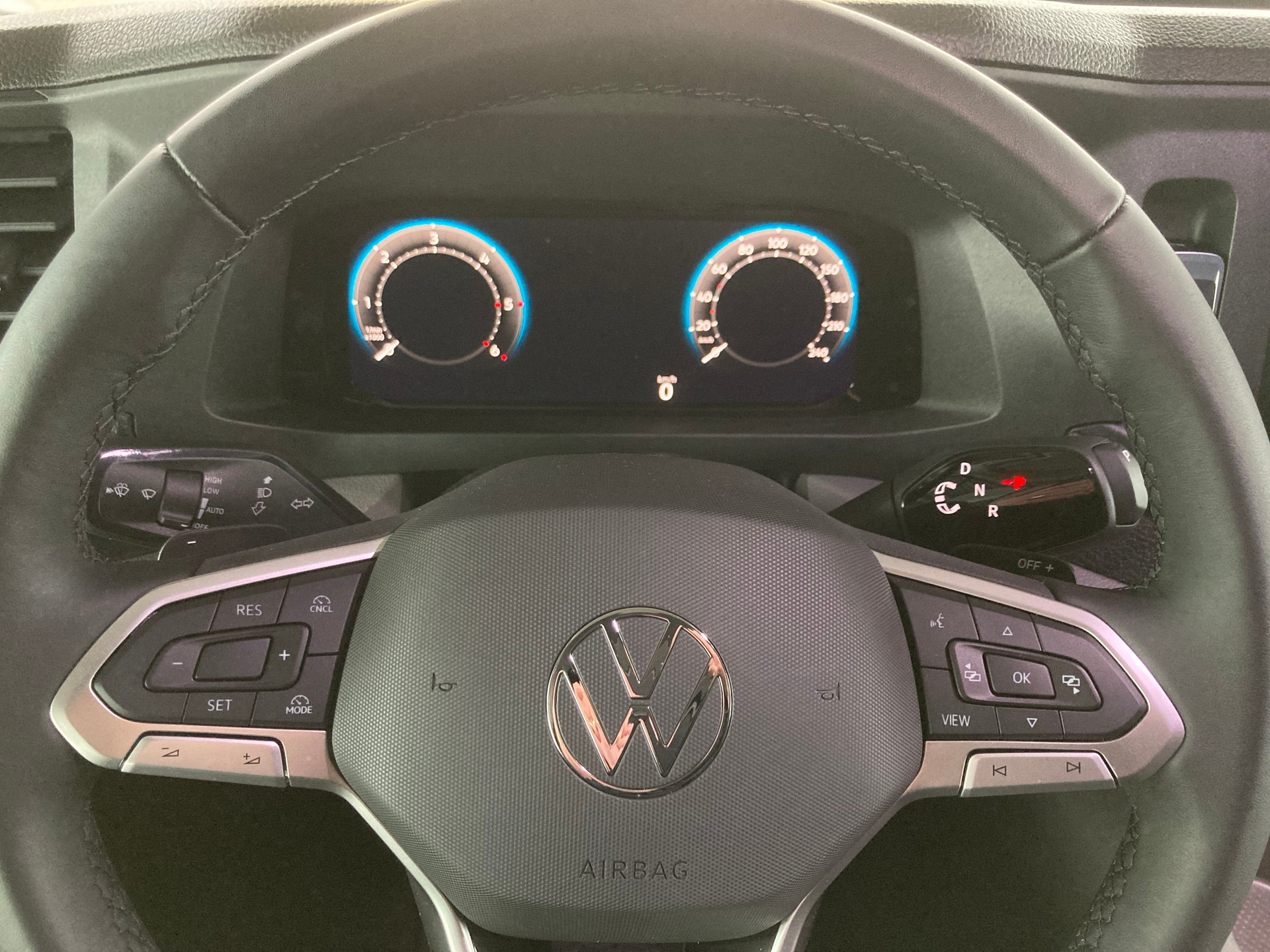 VW Crafter 35 2.0 BiTDI L3 H3 4Motion Automat-image-10