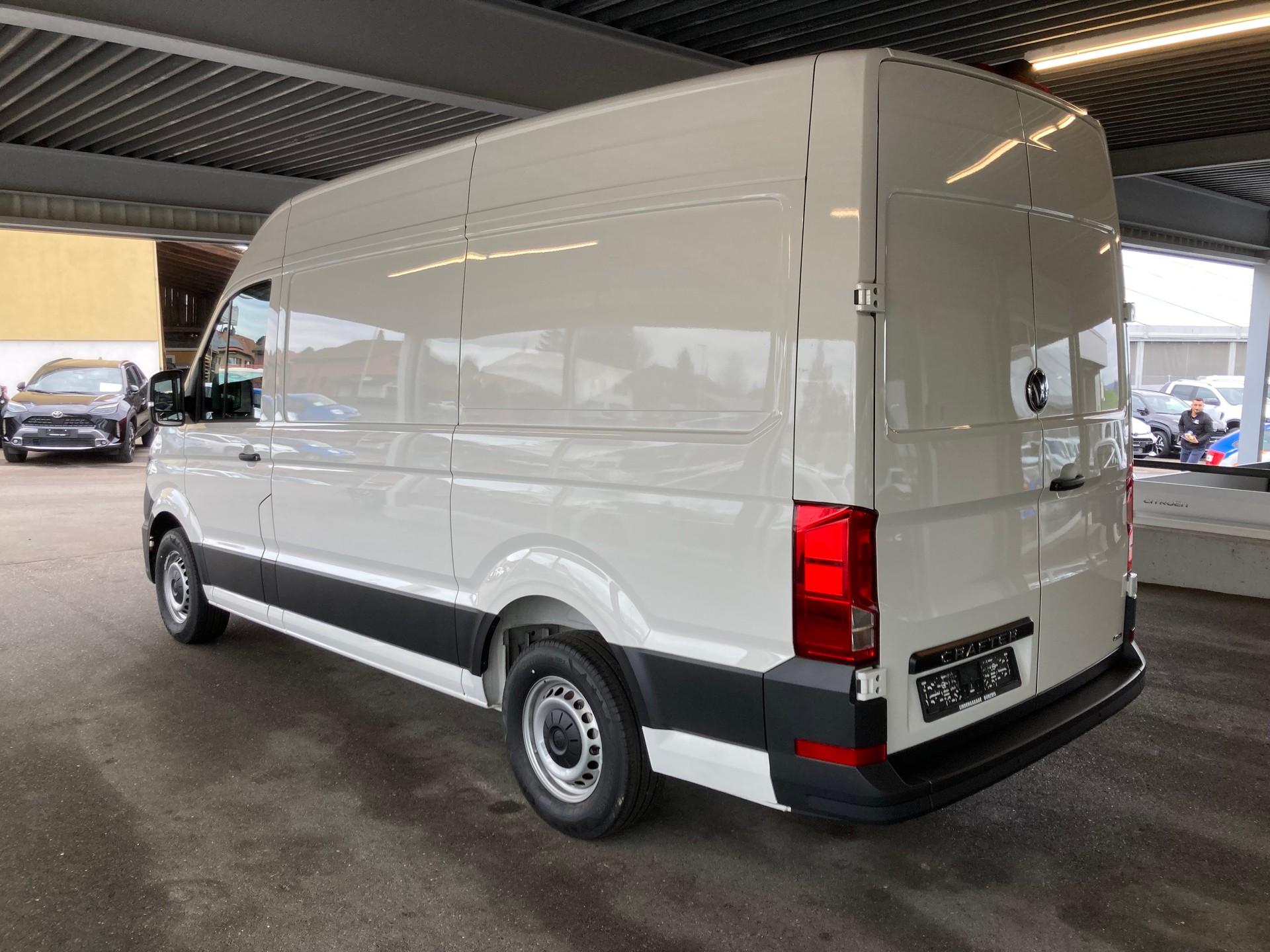 VW Crafter 35 2.0 BiTDI L3 H3 4Motion Automat-image-5