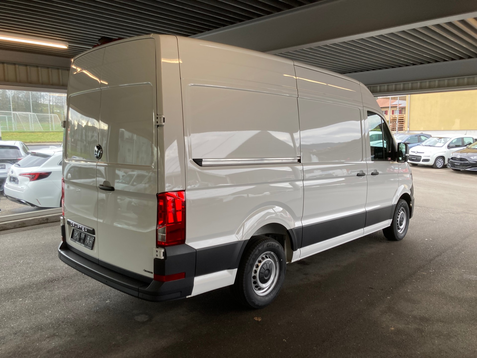 VW Crafter 35 2.0 BiTDI L3 H3 4Motion Automat-image-3