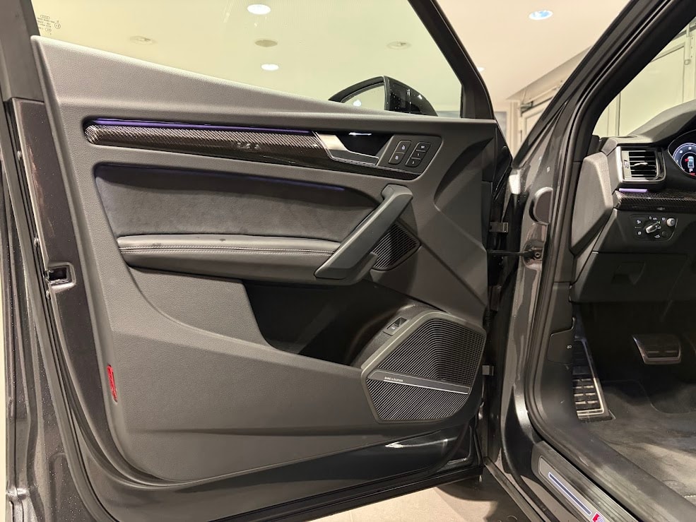 AUDI SQ5 Sportback TDI quattro tiptronic-image-2