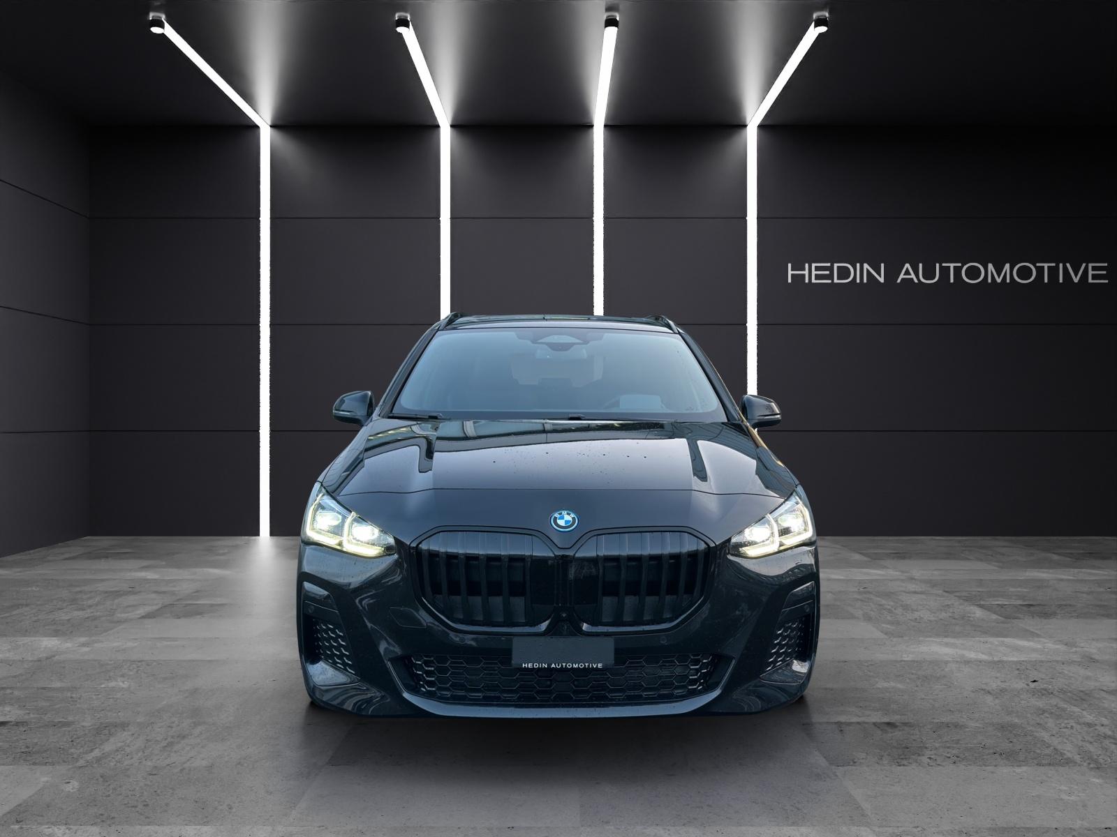 BMW 230e xDrive paddles Active Tourer-image-1