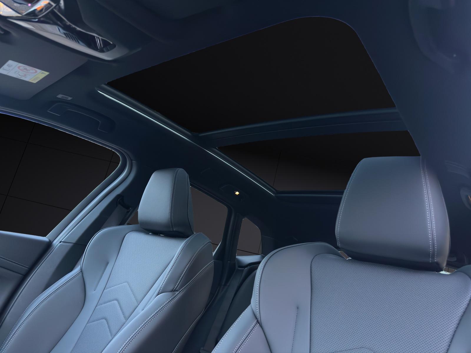 BMW 230e xDrive paddles Active Tourer-image-11
