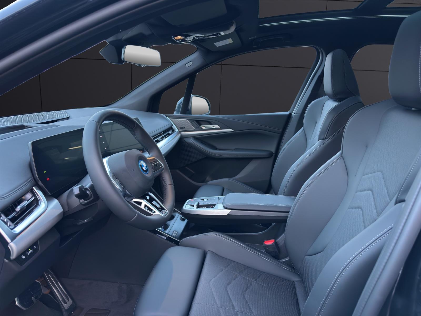 BMW 230e xDrive paddles Active Tourer-image-5