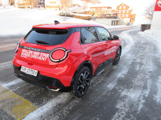 NISSAN Micra Advance-showroom-element-2