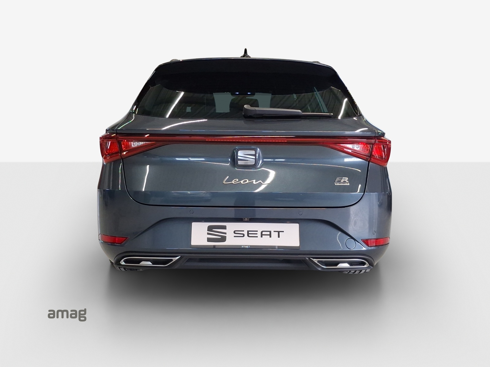 SEAT Leon ST 1.5 eHybrid pHEV DSG FR-image-3