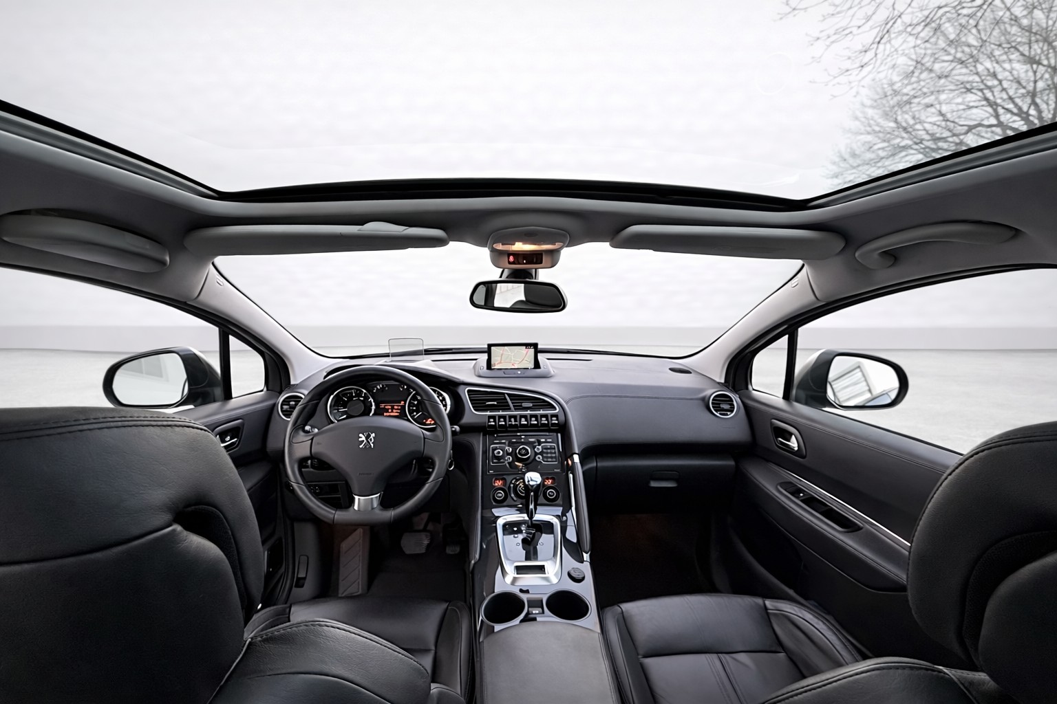 PEUGEOT 3008 1.6 16V T Platinum Tiptronic-image-9