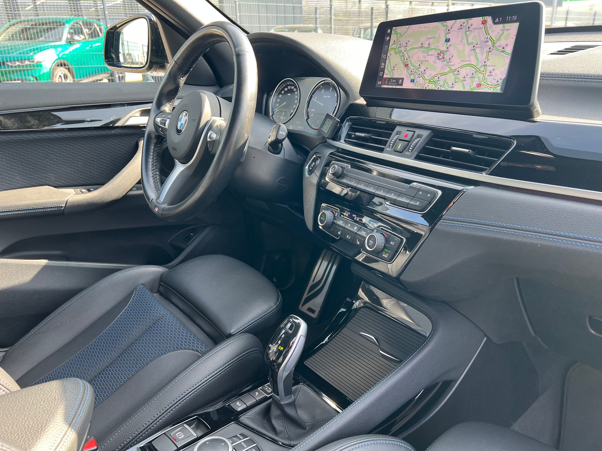 BMW X1 xDrive 25d M Sport Steptronic-image-16