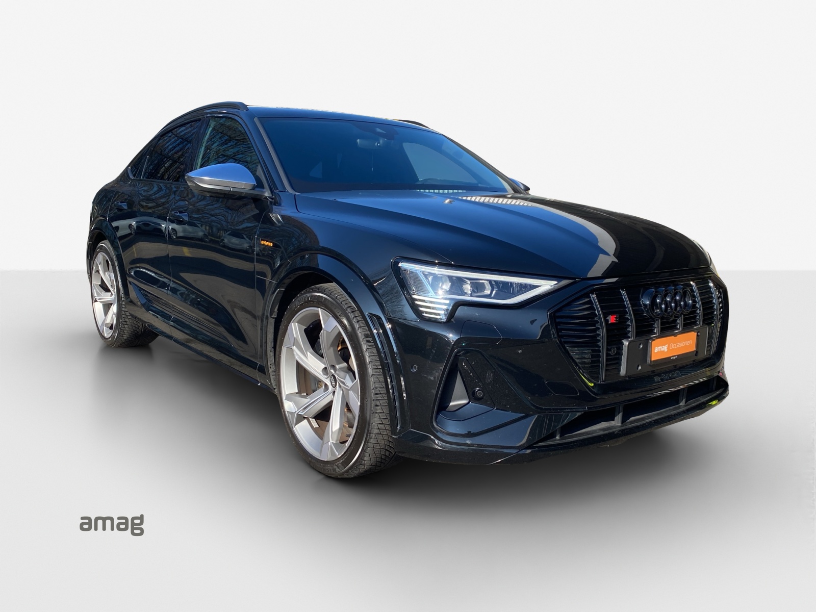 AUDI e-tron S Sportback quattro-image-13