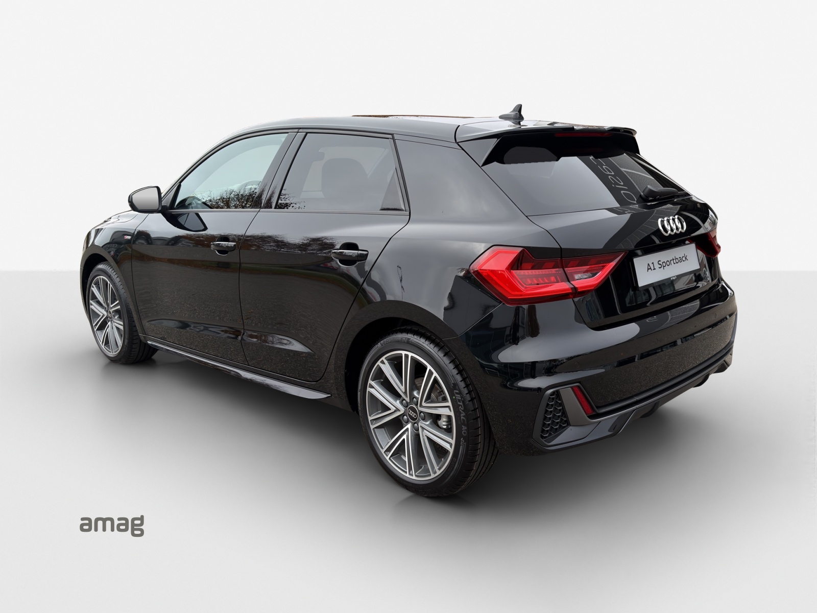 AUDI A1 Sportback 35 TFSI S Line S-tronic-image-2