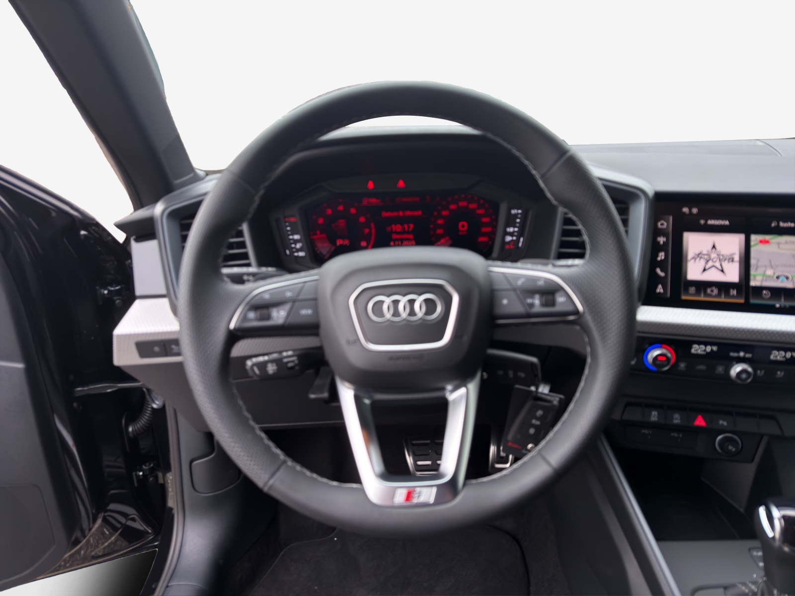 AUDI A1 Sportback 35 TFSI S Line S-tronic-image-9