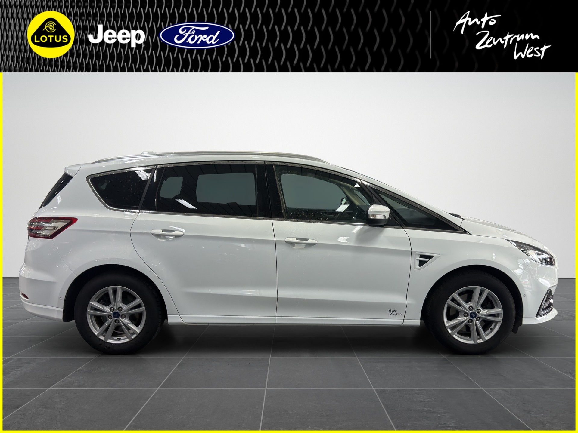 FORD S-Max 2.5 FHEV Titanium 5Pl-image-5