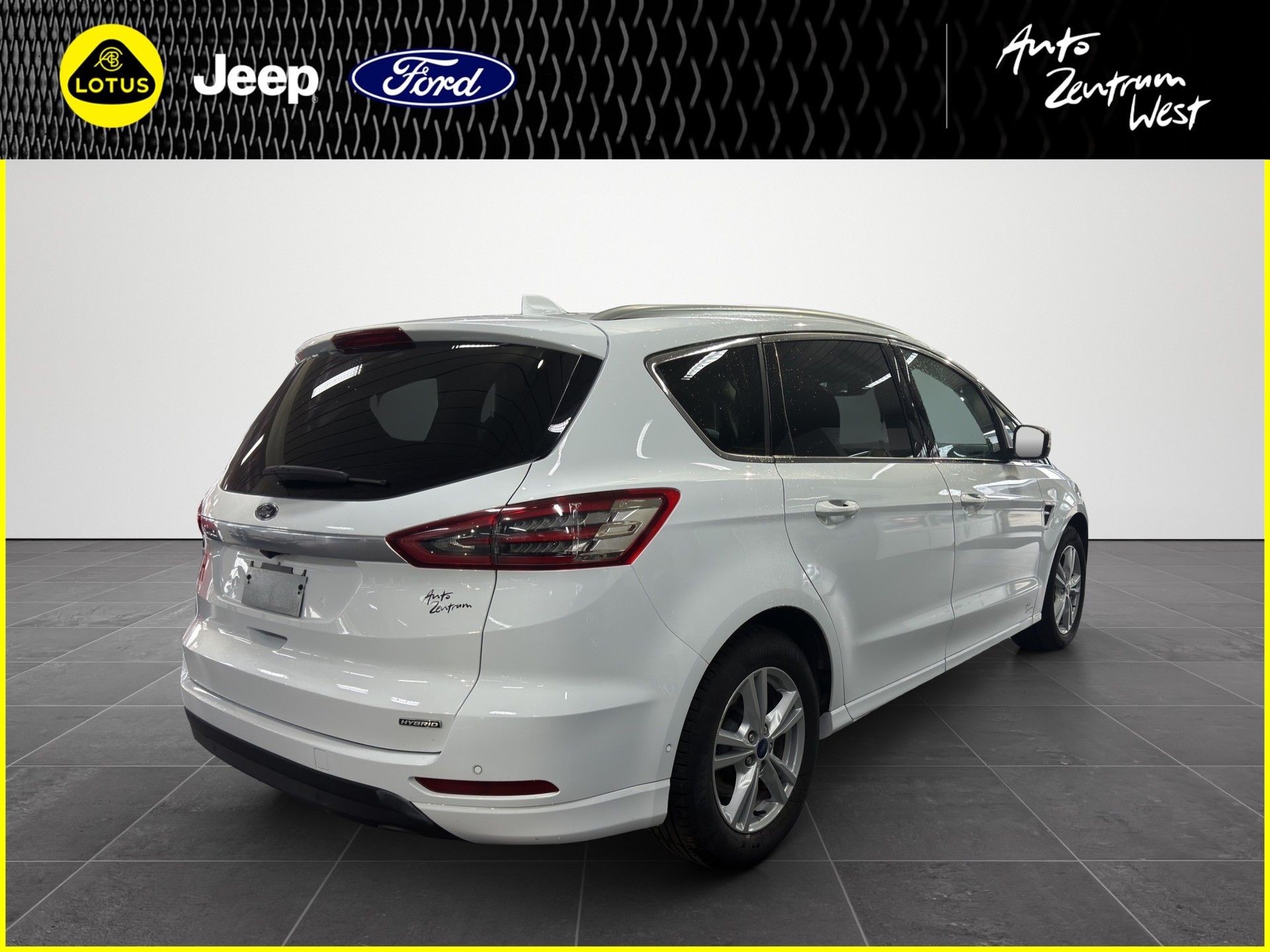 FORD S-Max 2.5 FHEV Titanium 5Pl-image-4