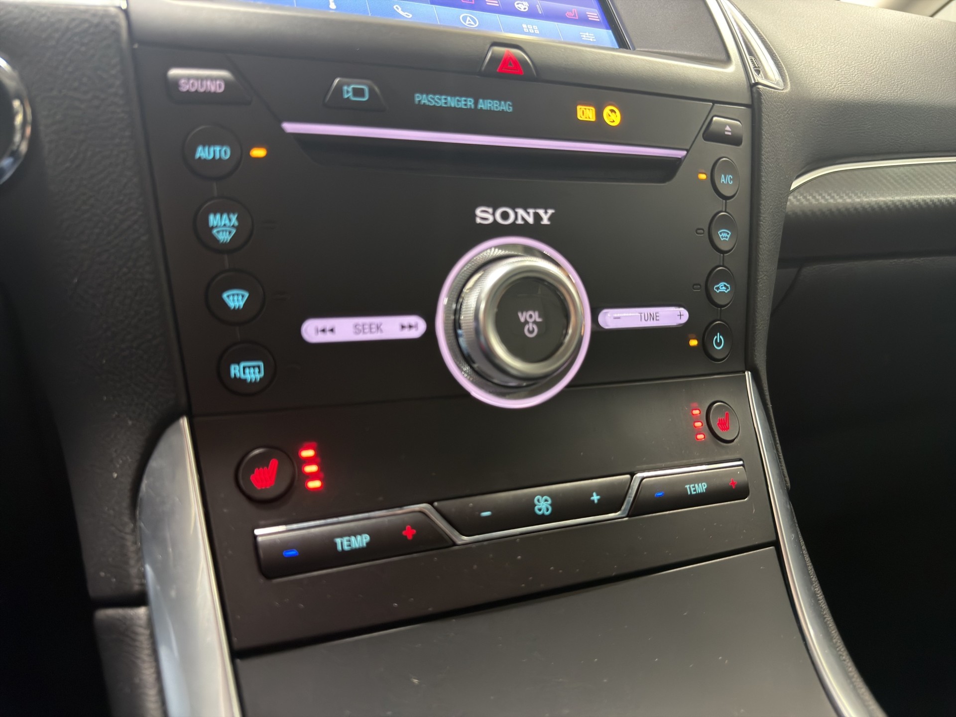 FORD S-Max 2.5 FHEV Titanium 5Pl-image-11