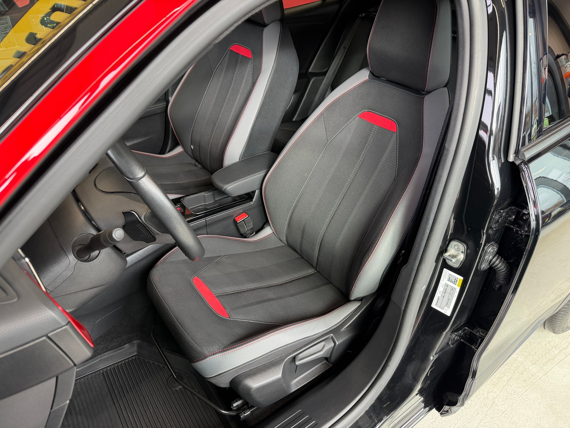 OPEL Mokka 1.2 Direct Injection Turbo GS Line Aut.-image-8