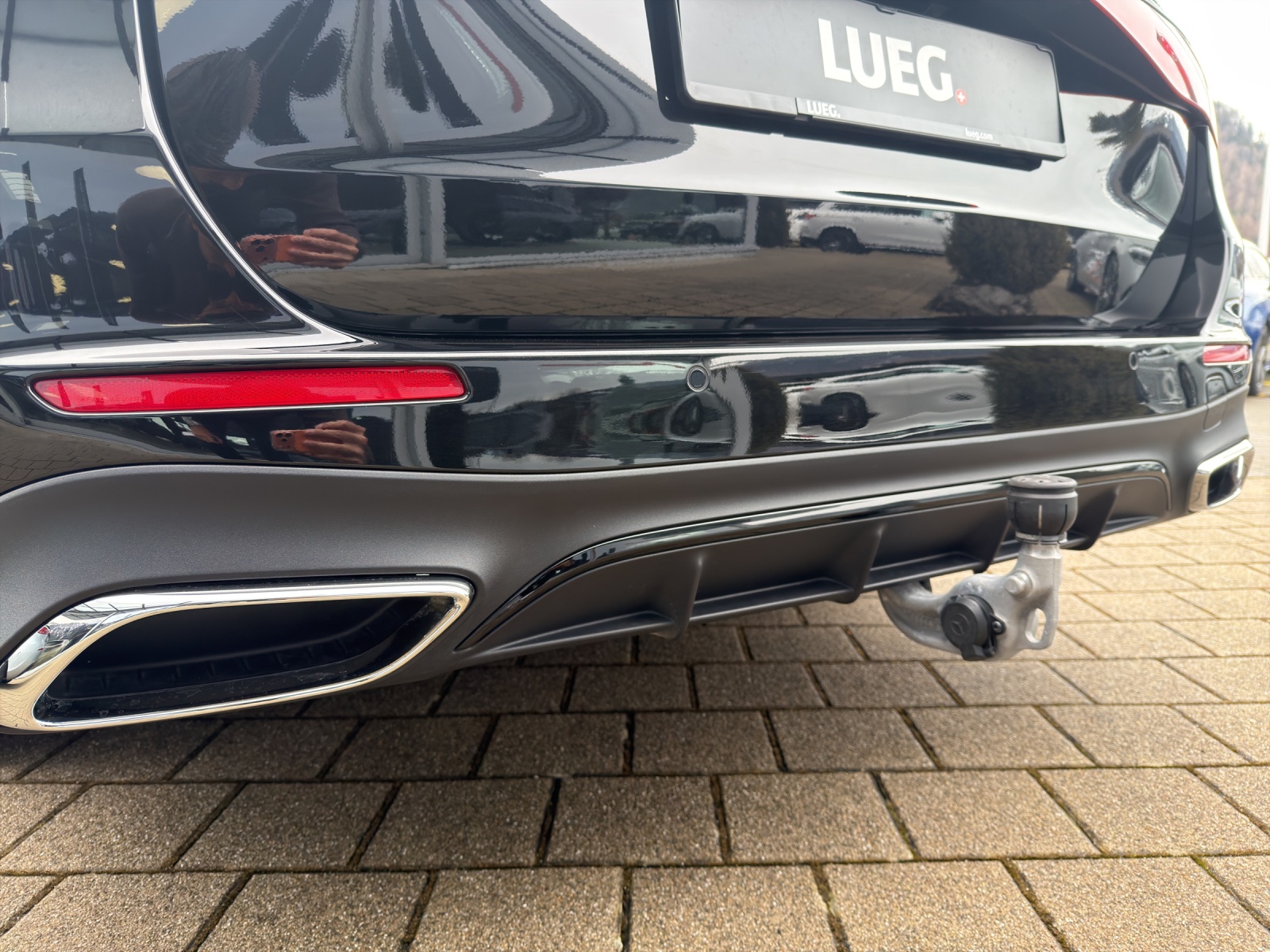 MERCEDES-BENZ E 200 T 4Matic 9G-Tronic-image-13