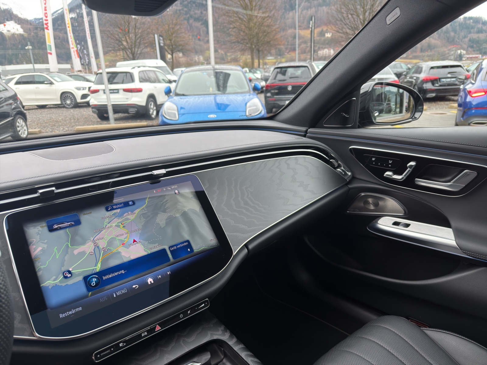 MERCEDES-BENZ E 200 T 4Matic 9G-Tronic-image-9