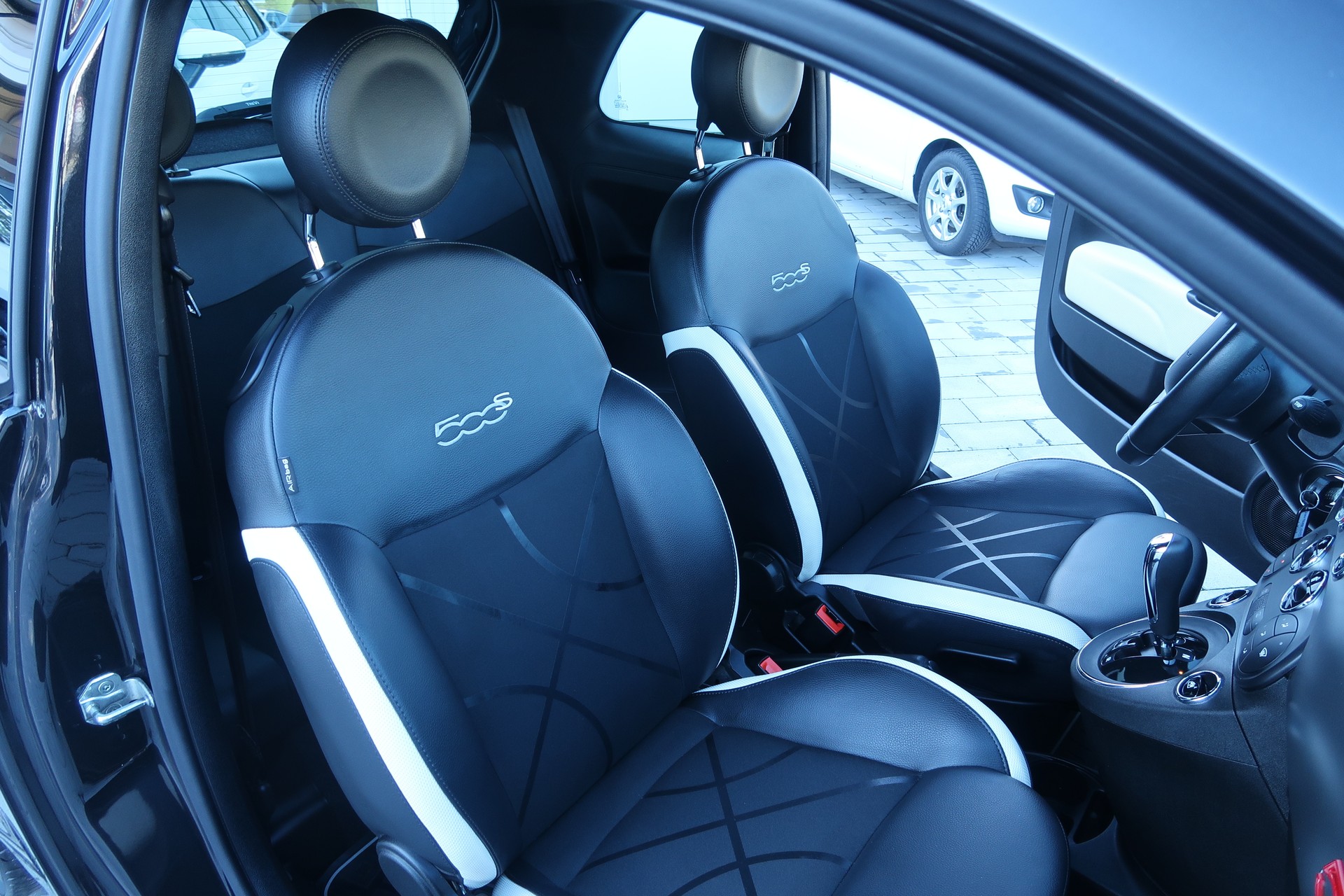 FIAT 500 1.2 Dolcevita Dualogic-image-9