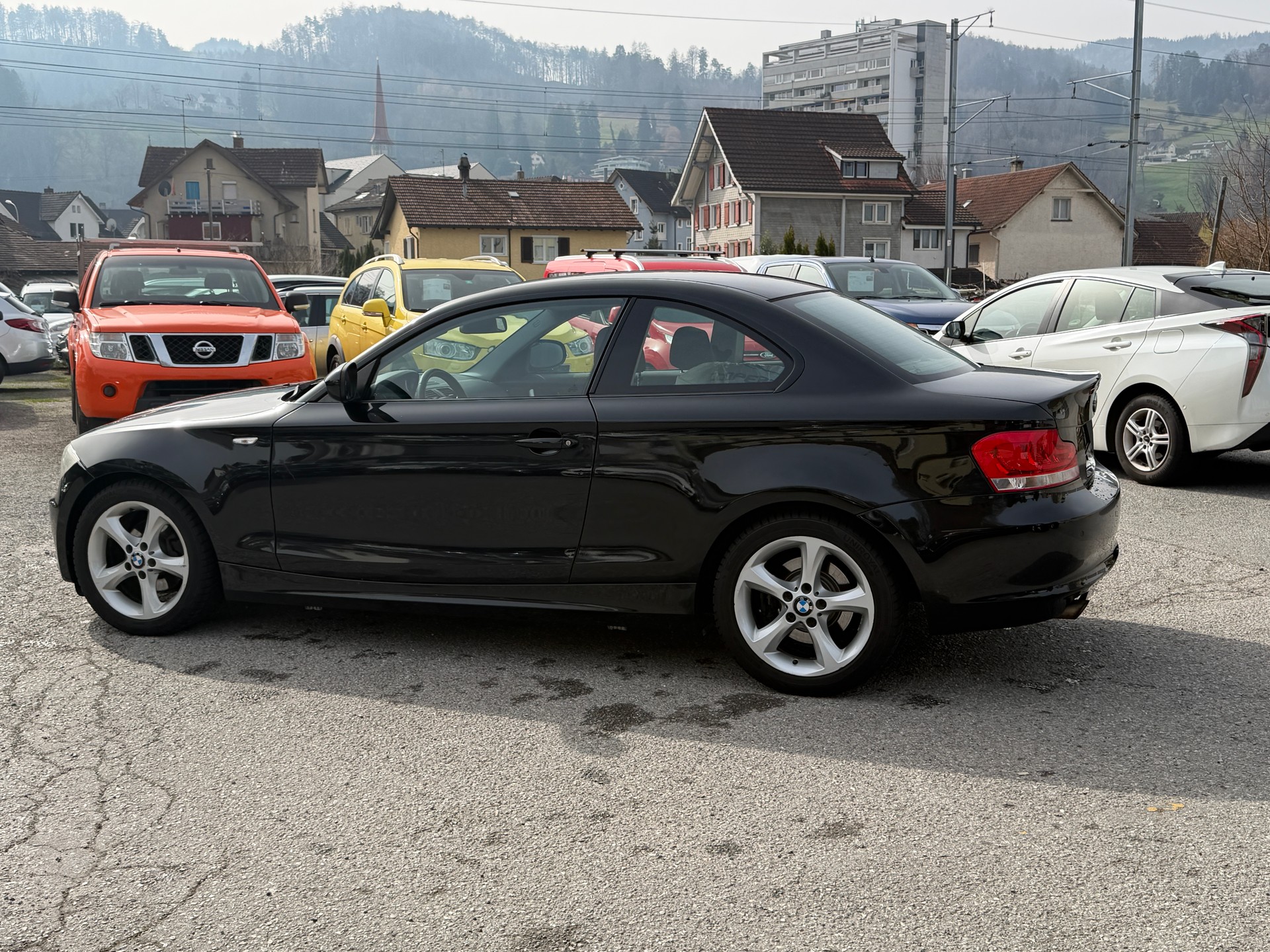 BMW 118d Coupé-image-13