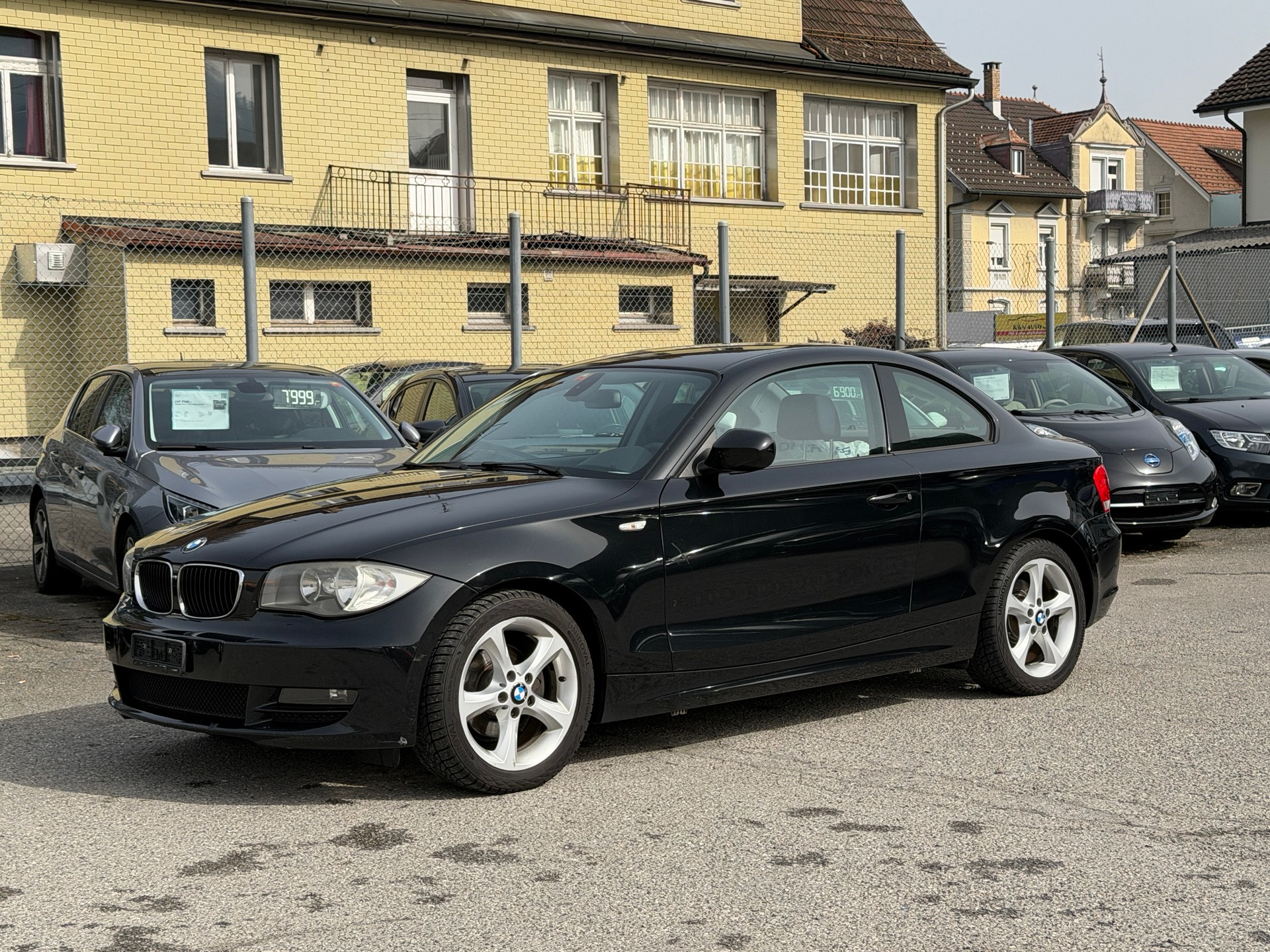 BMW 118d Coupé-image-4