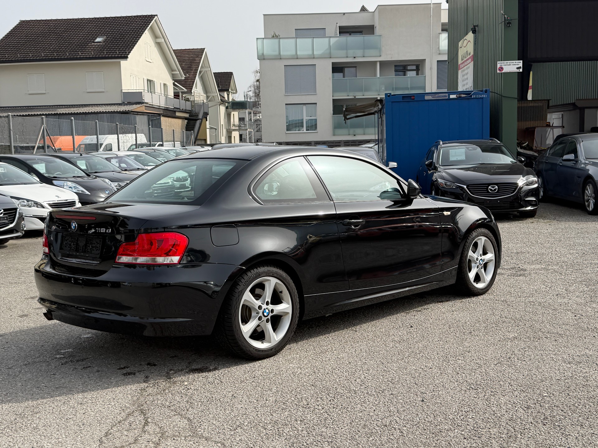BMW 118d Coupé-image-12