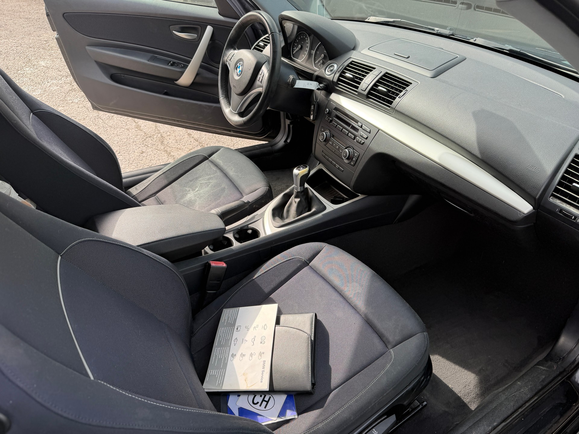 BMW 118d Coupé-image-5