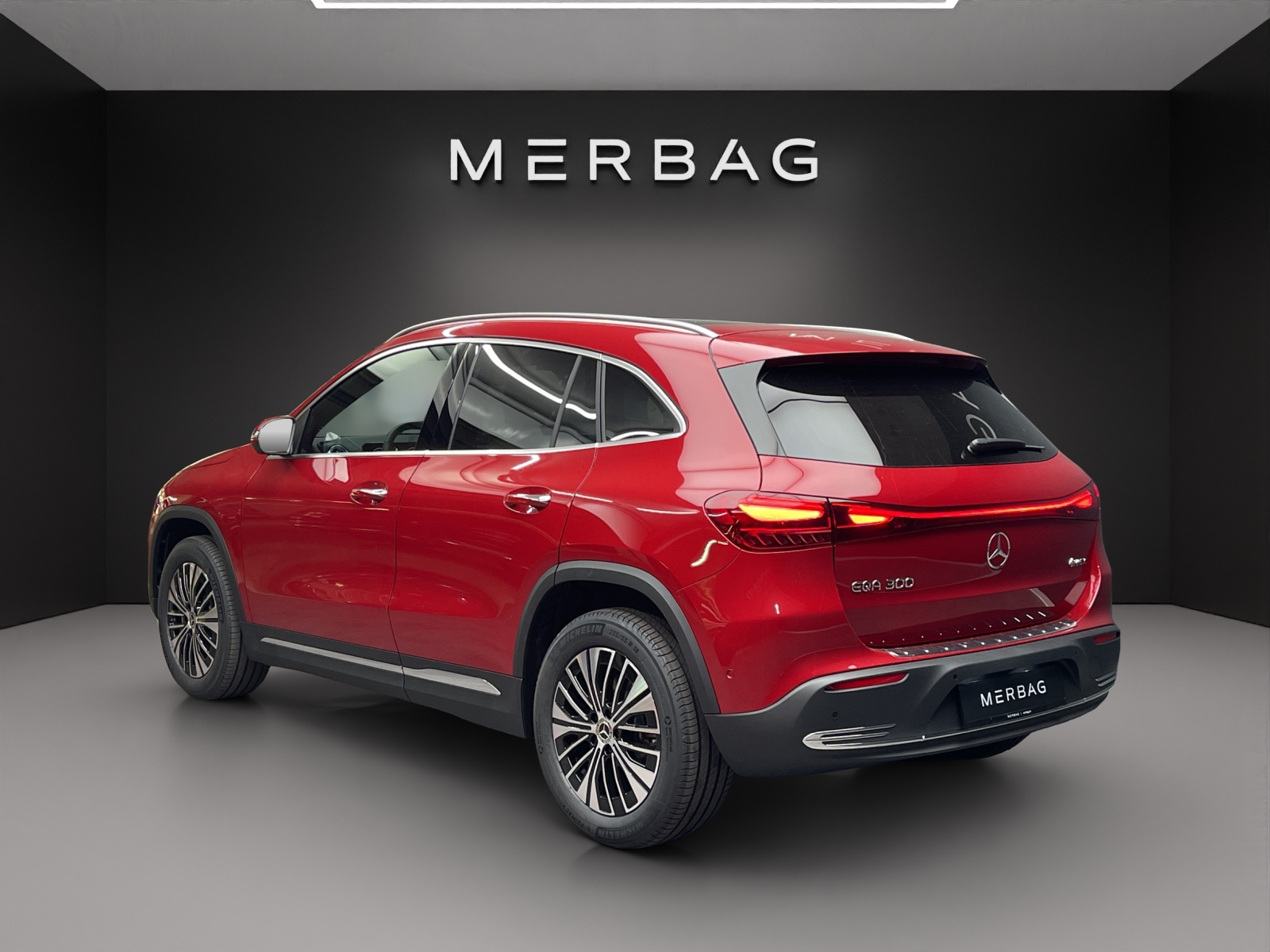 MERCEDES-BENZ EQA 300 4M Swiss Star-image-3