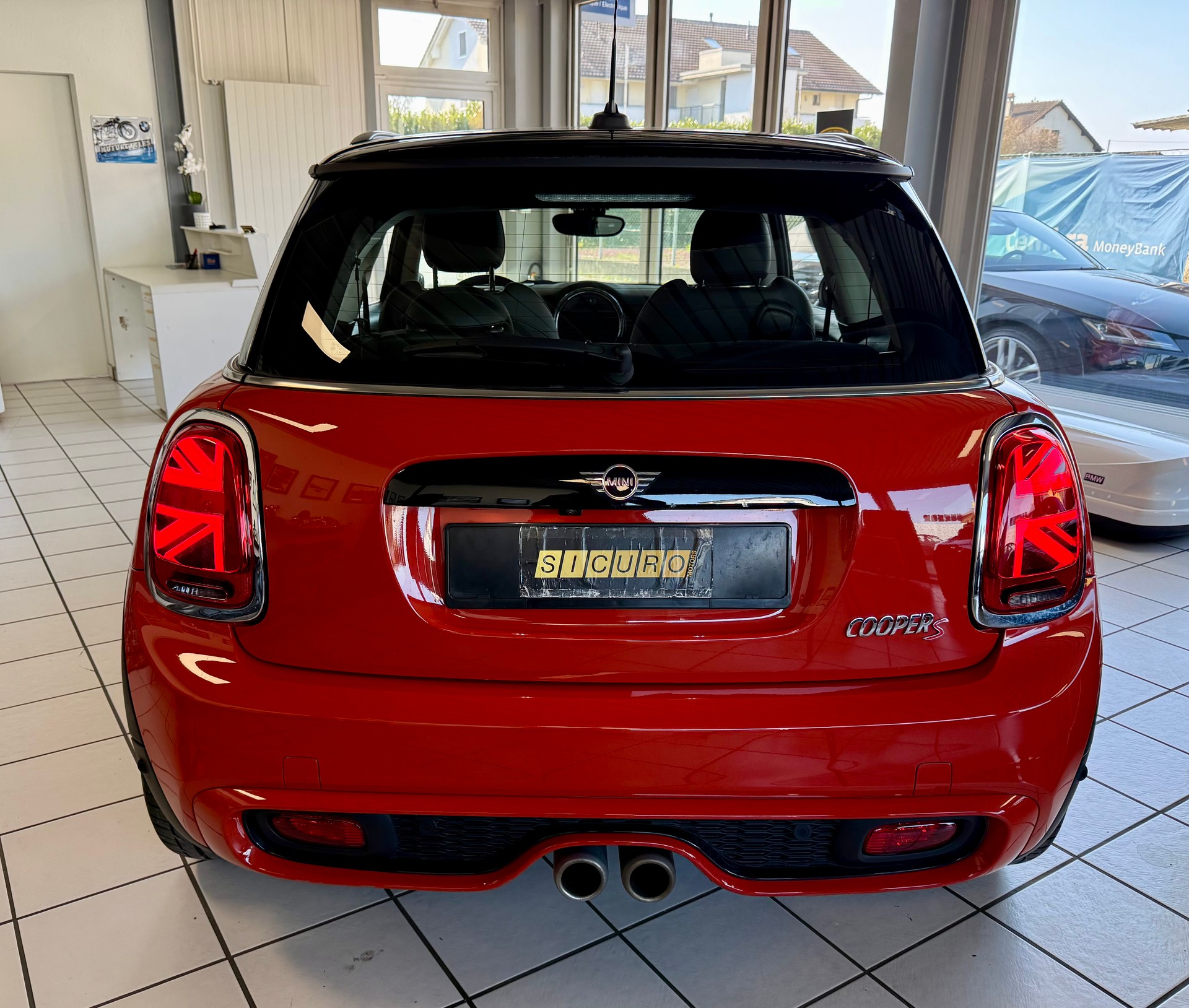 MINI Cooper S Steptronic DKG-image-8